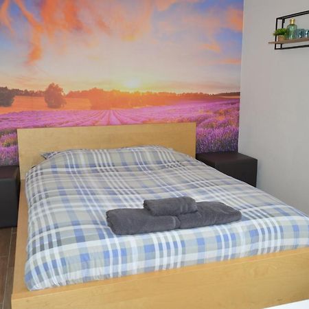 Appartement Modern And Private Studio With All Comfort! à Roulers Extérieur photo